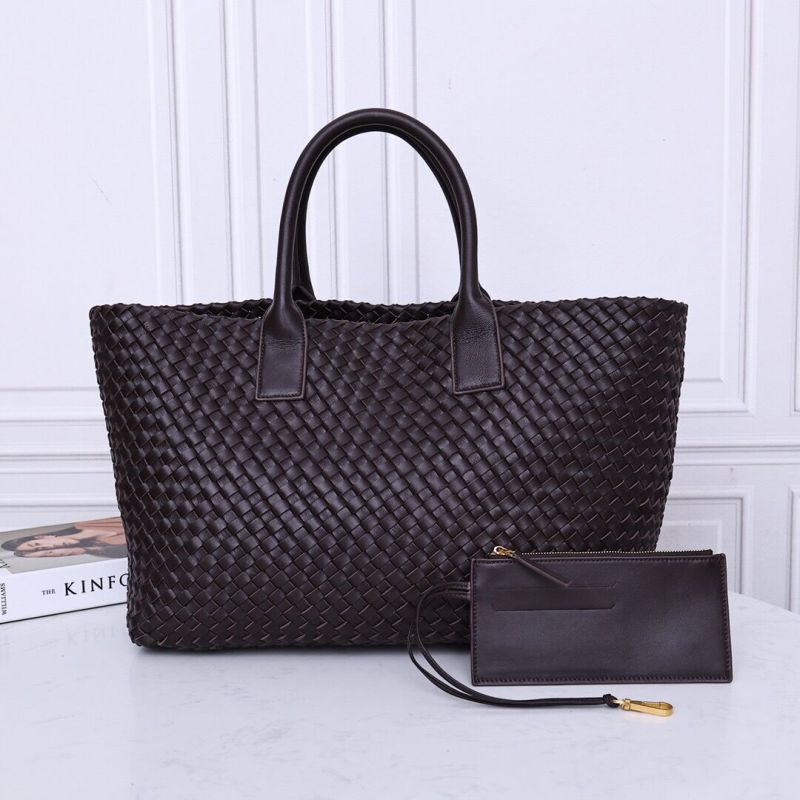 Bottega Veneta Medum Cabat Tote Bag