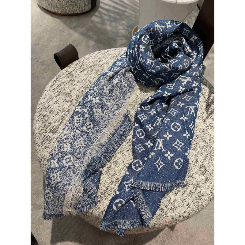 LV Classic Monogram Shawl 