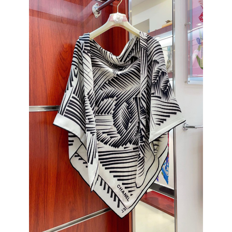 Chanel Shawl 140
